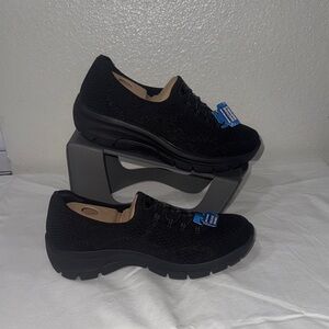 Elegant Black Women's Sneakers